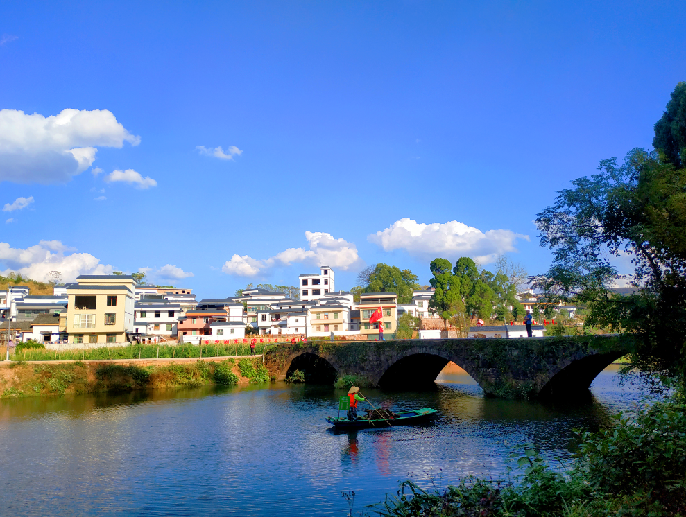 党代会巡礼·砥砺奋进的五年│顽强拼搏奏响新时代坪石发展强音_腾讯