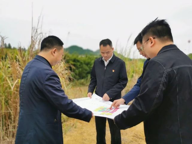 刘华益先后前往国道g535线乐昌乐城至桥头段改建工程,国际商贸城附近