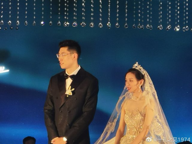 郎才女貌超般配,与妻子相恋三年小两口都很忙|中国男排|江川|北京男排