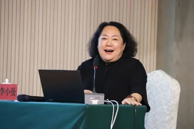 李小曼作主题讲座当天,中央音乐学院考级委员会秘书长李小曼和考级