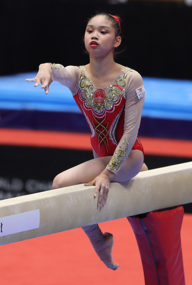 体育体操世锦赛平衡木决赛罗蕊获第五名
