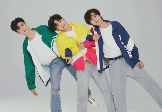 平均身高为185cm的三人男团正式出道对标tfboys和时代少年团