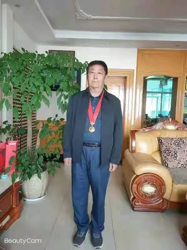 喜讯傈僳族医生朱瑞林获国家医学科研成果一等奖