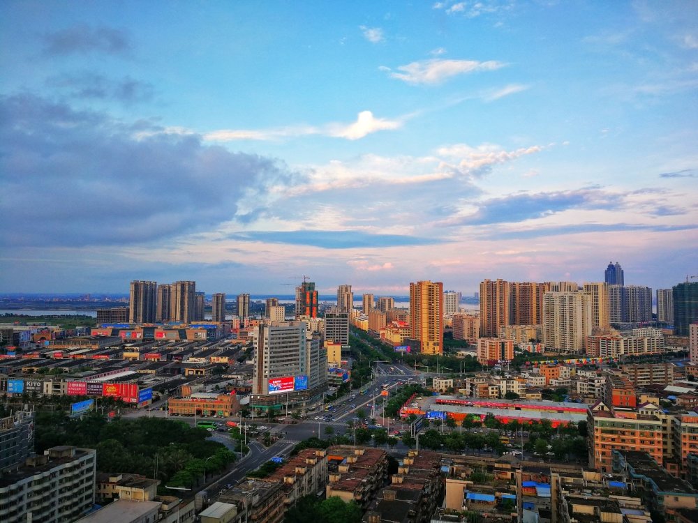 过年可以带动县城的GDP吗_首个“就地过年”春节将至,“春节经济”会褪色吗?对一季度GDP有...