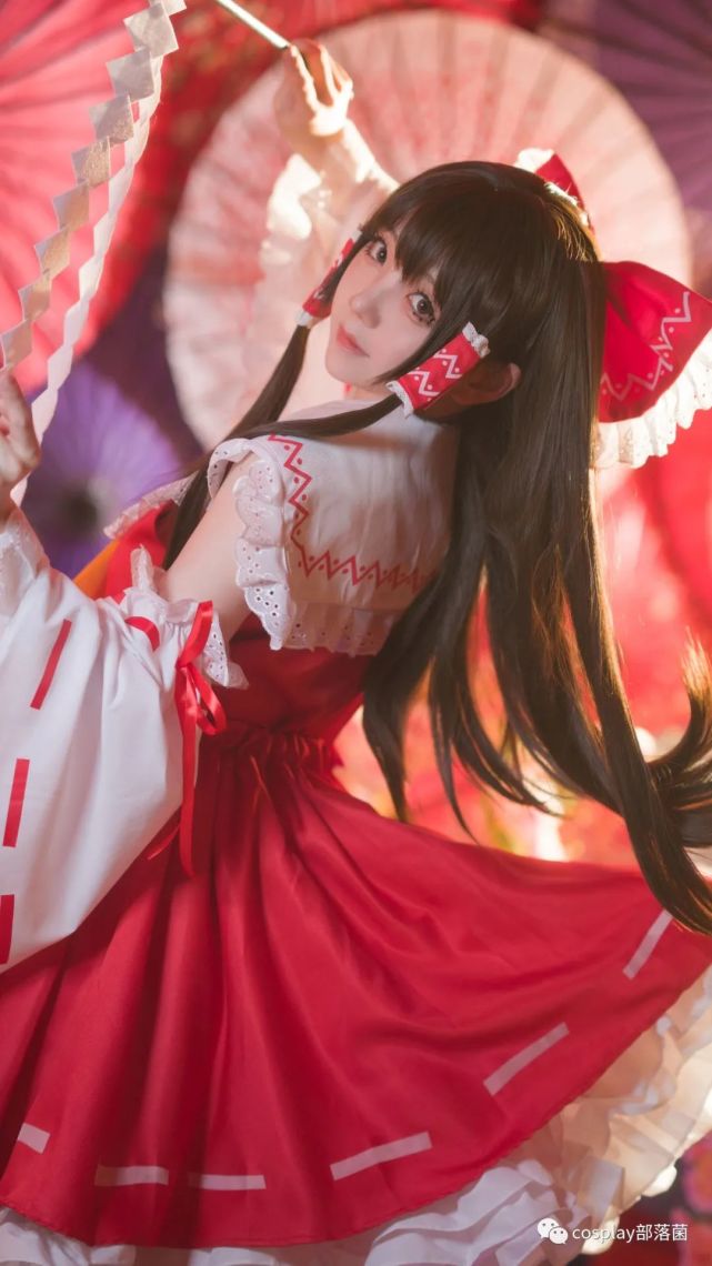 cos:博丽灵梦cos正片@楚楚子,少女祈祷中