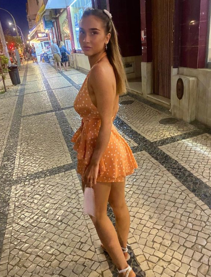 曼联传奇千金晒美照老爸重口味行为引热议这种父爱看不懂