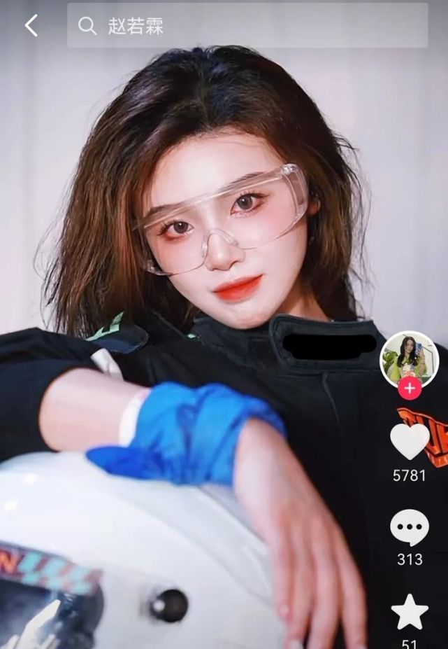 女网红直播间喝药轻生,被网友质疑炒作,抢救无效身亡|赵若霖|短视频