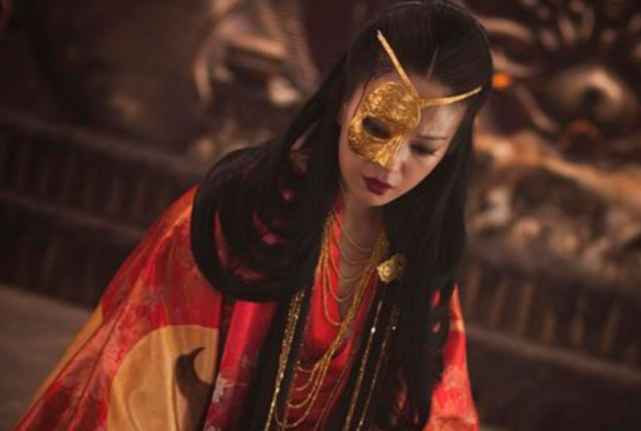 清朝一副"女鬼图",放大后才知她在干什么?许多人都不敢细看