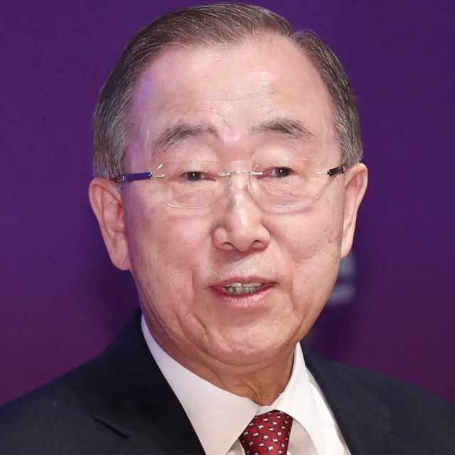 潘基文:中国做出了很好的榜样!