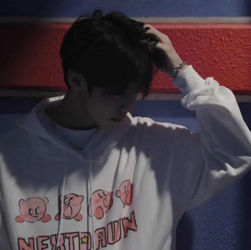 新一期帅气男生头像微信头像男