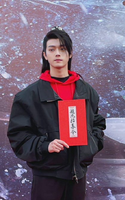 许凯新剧雪鹰领主开拍女主确定古力娜扎未拍先火的节奏