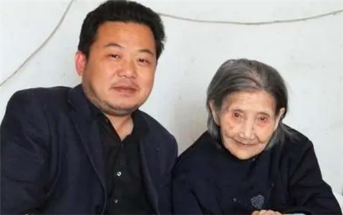 最后一位压寨夫人杨炳莲到底有多美快看看她复原后的年轻照吧