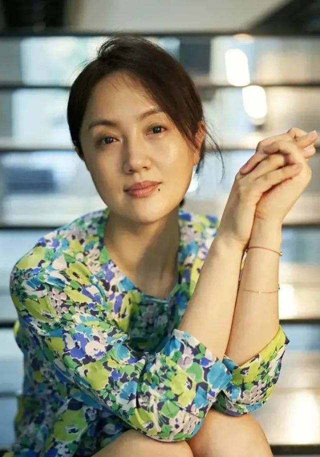 不整容不遮丑这些有瑕疵的女明星个个把瑕疵变特点