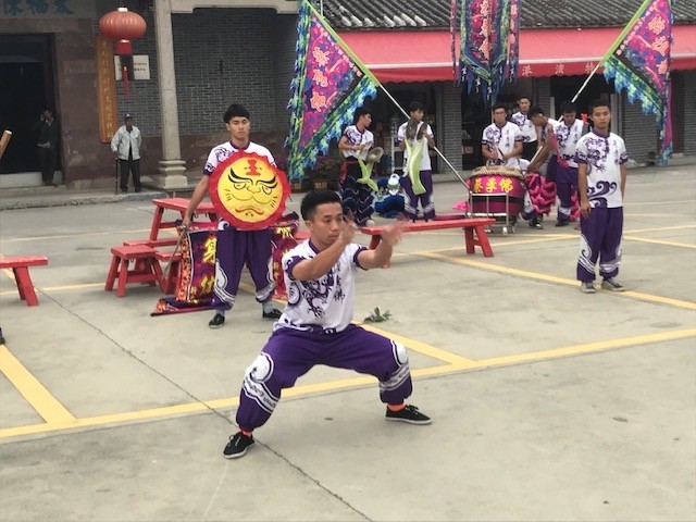 京梅村是国家级非物质文化遗产蔡李佛拳的发源地,京梅村走出了武术界