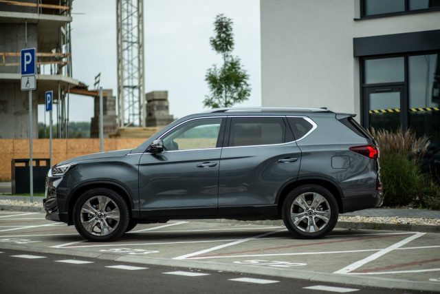 测试双龙rexton 2.2 e-xdi顶配版