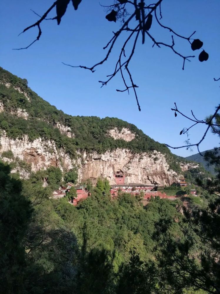 欢迎广大游客前来观光旅游.尊敬的游客:全文如