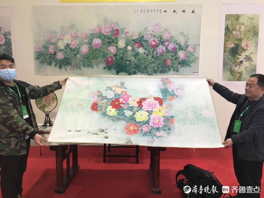 巨野工笔牡丹画林交会上放异彩