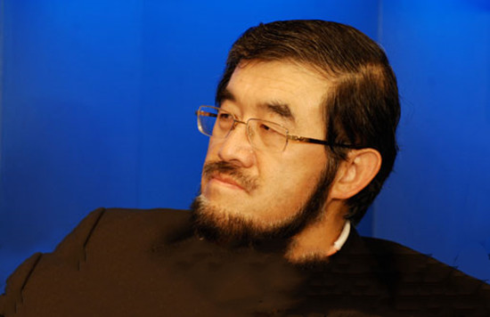 吴鹰90年代靠小灵通挣得百亿资产落魄后双马仍让他3分