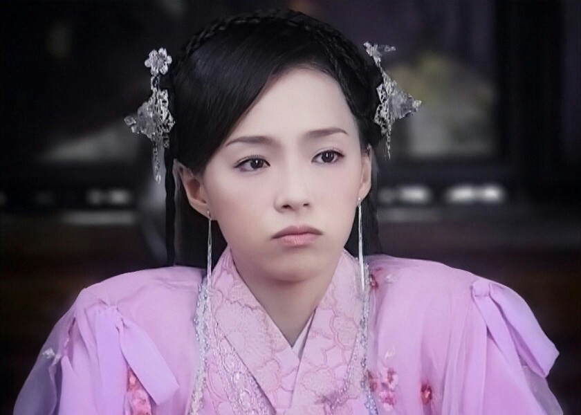 29岁才出道的她,因《龙游天下》的白珊珊被观众记住