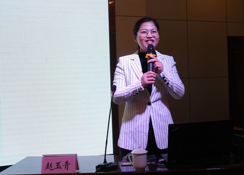 赵玉清六是当前经济社会发展步入新的阶段,要牢固树立新的发展理念