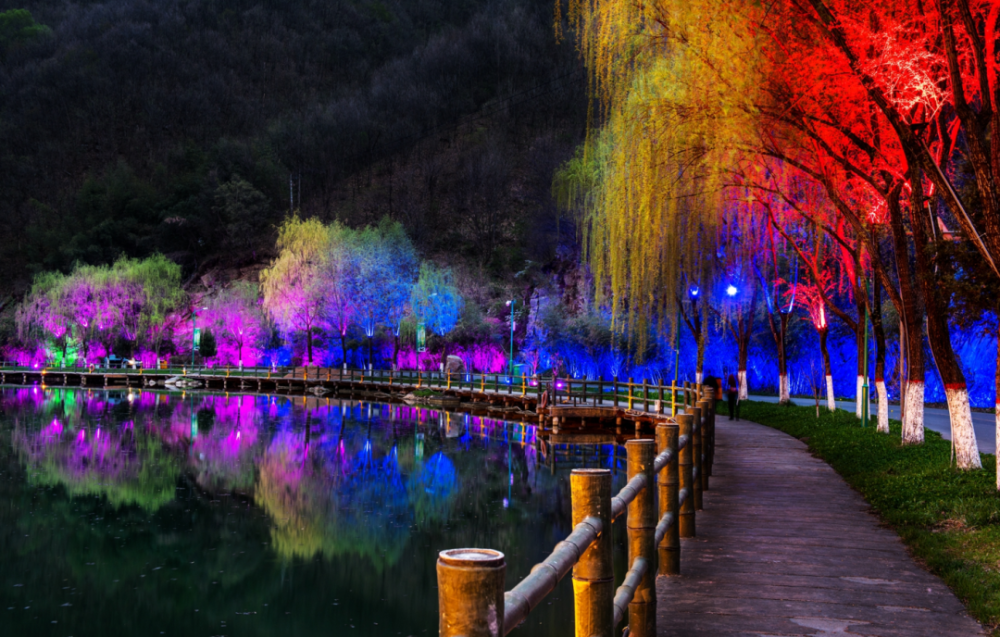 首批“国字号”！重渡沟景区入选夜间文化和旅游消费集聚区名单