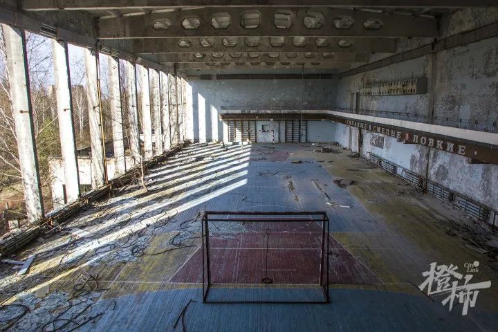 网红穿便服打卡切尔诺贝利引发争议10年前橙柿记者三次进入切尔诺贝利