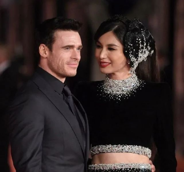 永恒族众星电影宣传照曝光嘉玛陈也太美了朱莉女神惊艳全场