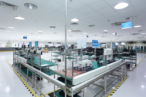 "联姻"一年,上海自贸区的两家外企有了"结晶"