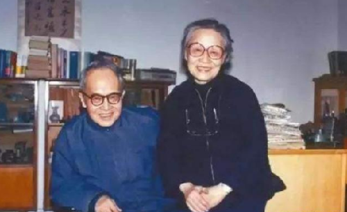 钱钟书去世后88岁的费孝通再次追求杨绛她一句话让他再不登门