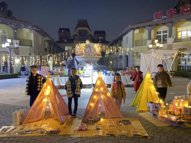 青岛李沧星星市集拍了拍你遇见深秋的小浪漫