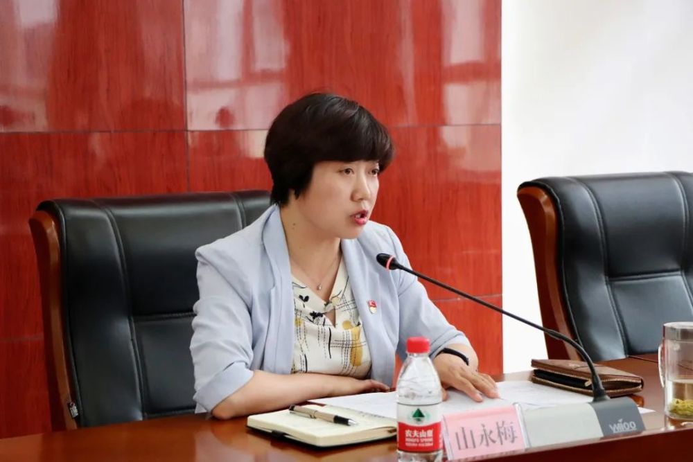 区委常委,宣传部部长山永梅同志参会并讲话,区政府副区长朱嘉昆同志