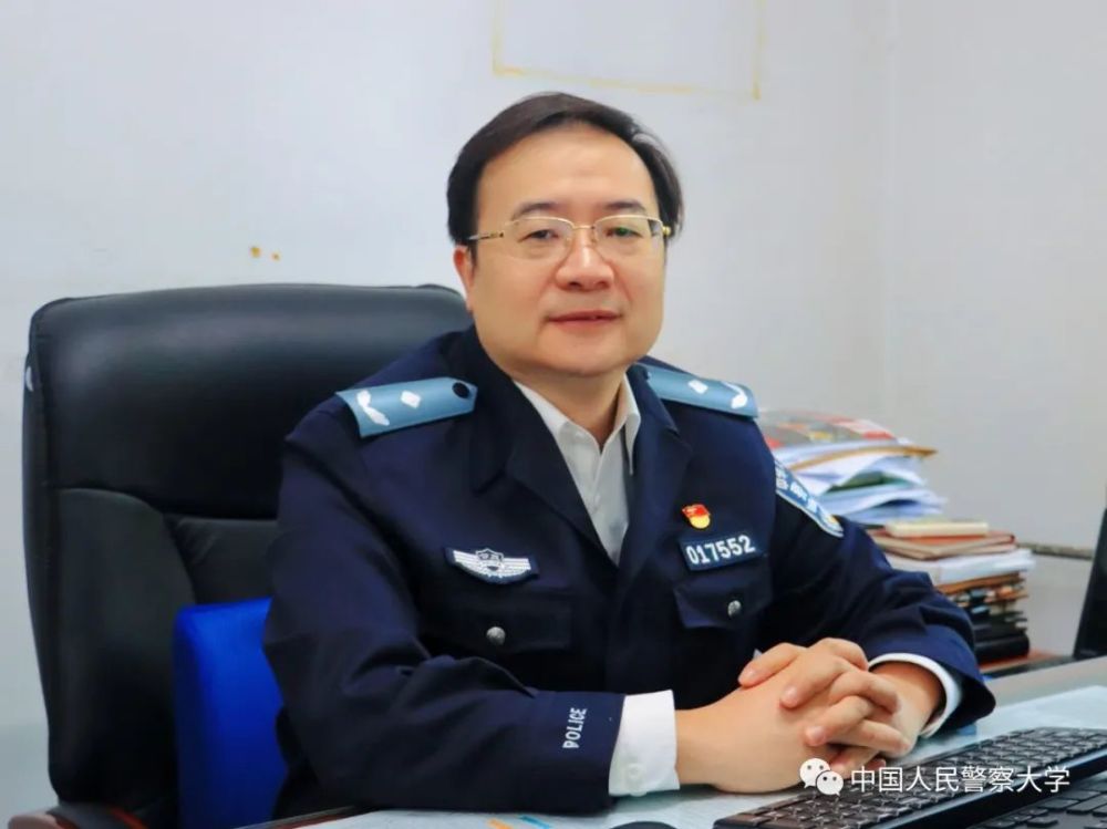 中国科学技术大学,博士,教授,现任中国人民警察大学防火工程学院院长