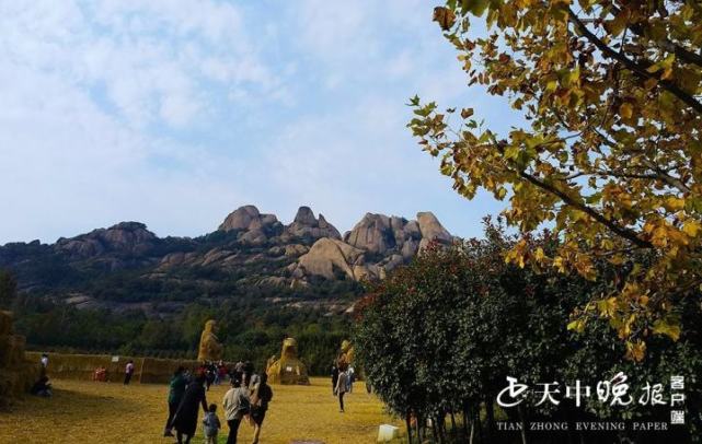 深秋嵖岈山魅力在眼前