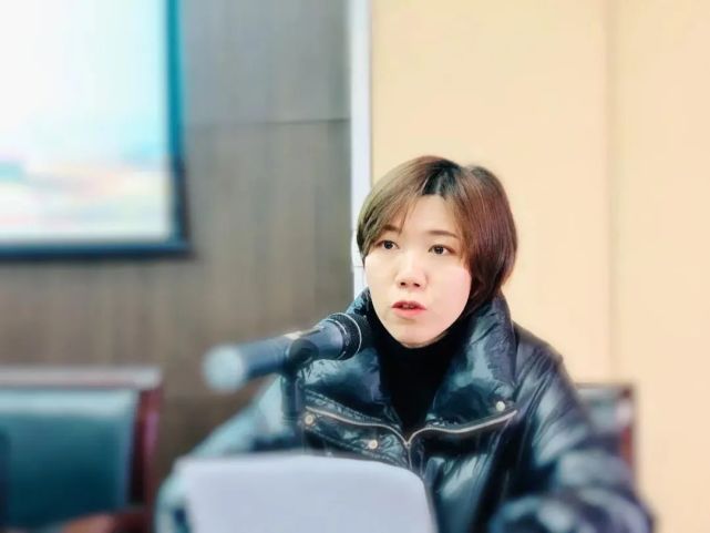 赵若男要火宜兴市第二高级中学的老师