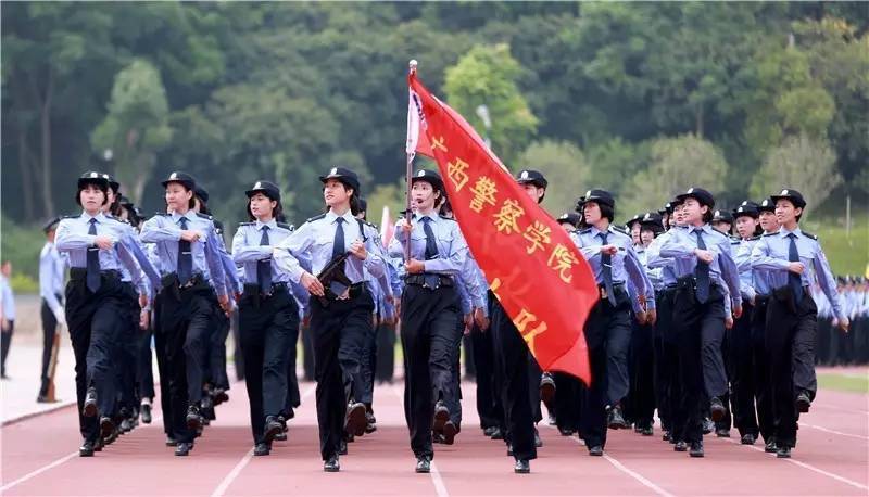 广西警察学院女生要求图片