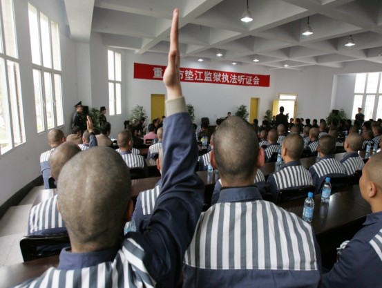 被判无期的人每天在监狱里都干啥说出来你或许不信