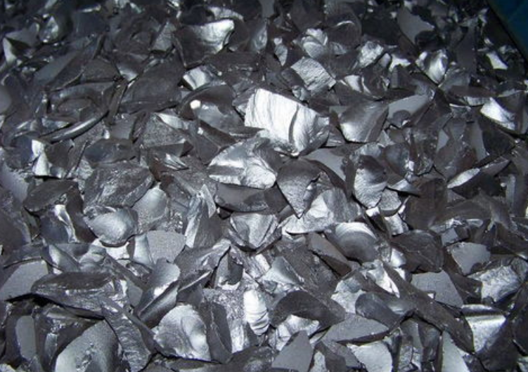 景气正高的硅料丨价格涨势如虹,供给偏紧格局待改善_腾讯新闻