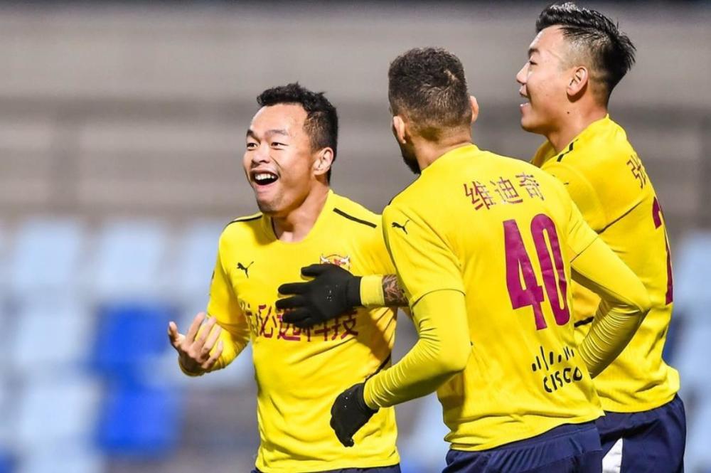 央视现场直播!足协杯八强战次回合来袭,中甲黑马能否继续前进?