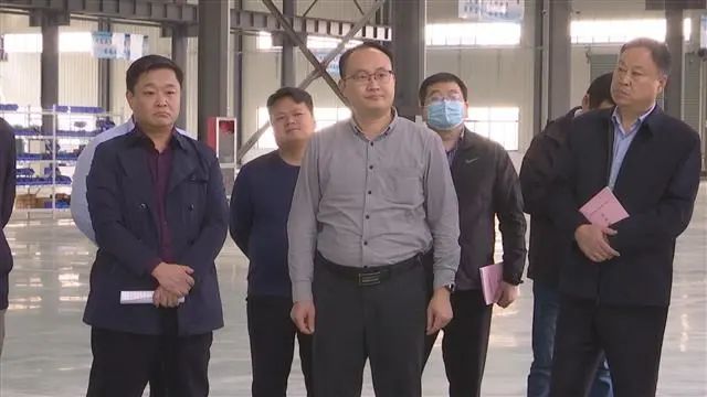 伊川县考察团来我县考察轴承产业发展情况