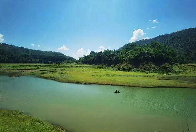 推荐请轻呼我的名字秀山