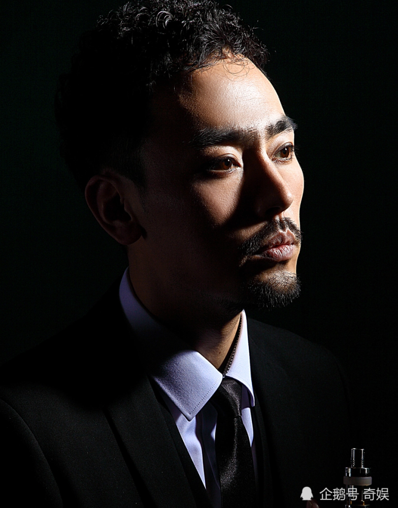 都市奇幻爱情剧魔镜比斯环热映主演陈立唯塑造复型人格