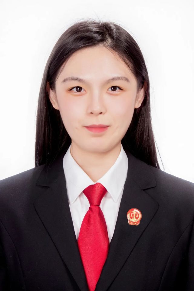 徐丹婷 辽河中级人民法院杨军同志将工作摆在首位,把人民放在心上