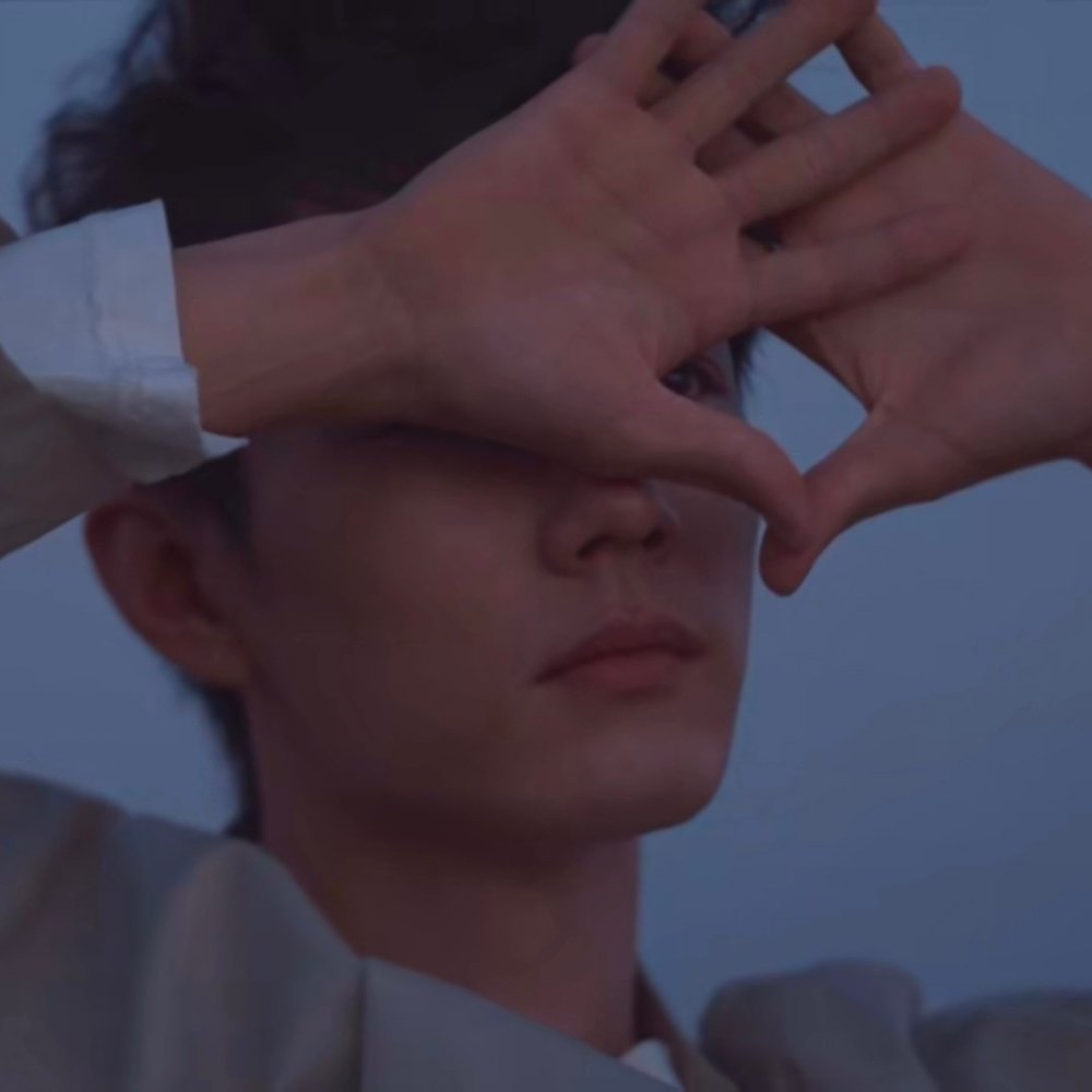 肖战qq微信头免费观看完整百度网盘1250p中英双语手机在线观看