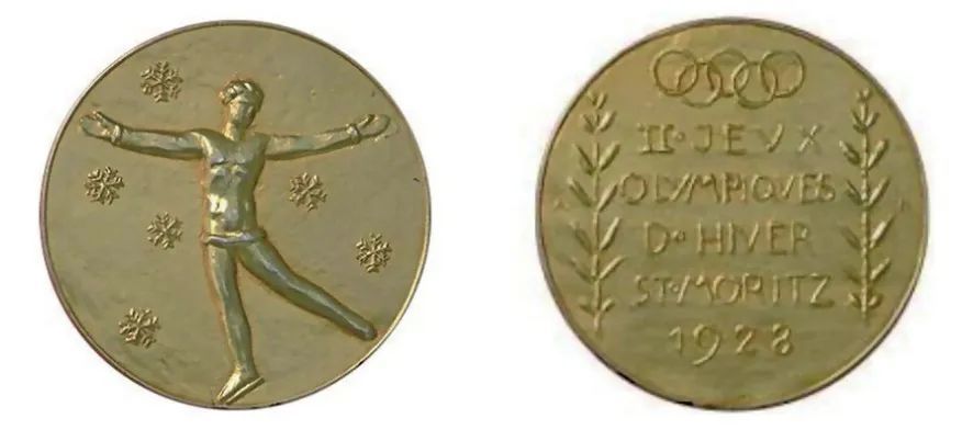 冬奥100天 历届冬奥会奖牌设计大比拼 中国五环 同心 彰显文化底蕴 腾讯新闻