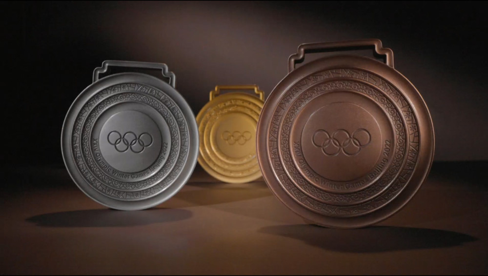 北京冬奥会倒计时100天奖牌同心发布巴赫隔空送祝福