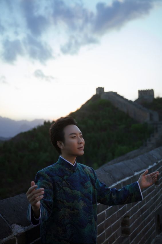 李玉刚已在筹备上央视春晚希望带万疆上舞台网友直呼期待