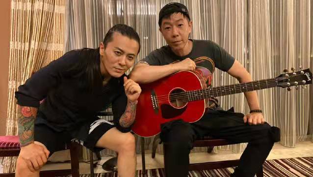 了不起的艺能中陈辉听黄贯中和张淇唱花祭哭了一小时