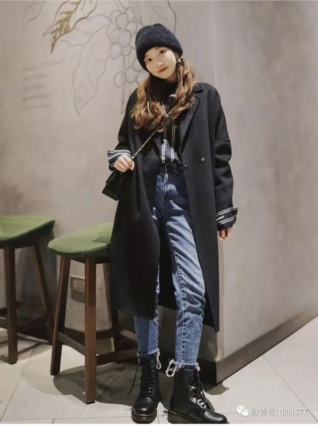 马丁靴怎么搭配衣服时尚好看