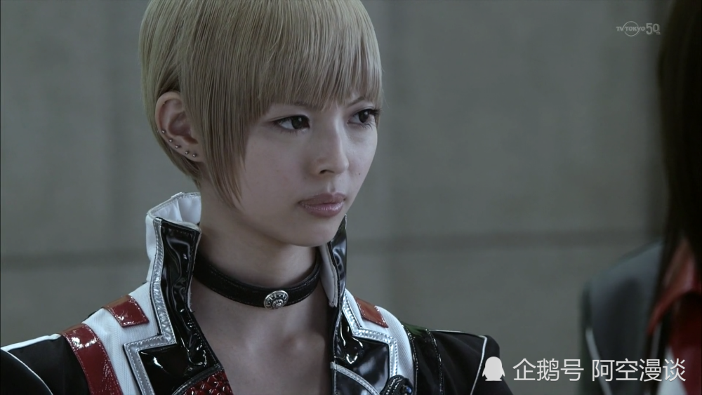 参考《银河奥特曼s》中玛娜,亚里莎另外,后期剧情应该由主监督坂本