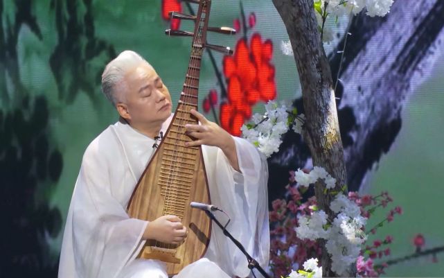 国乐行者方锦龙坚守初心实力演绎传统乐器惊艳四方